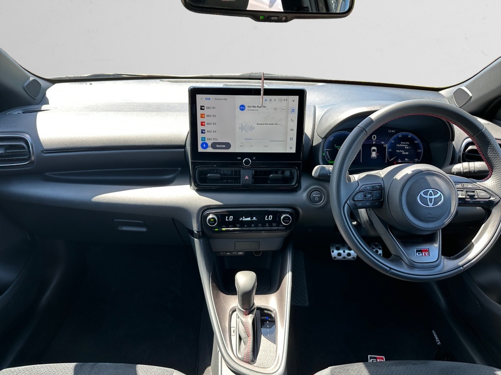 Toyota Yaris 1.5 Hybrid 130 Gr Sport Cvt HW73MHL Grey #6