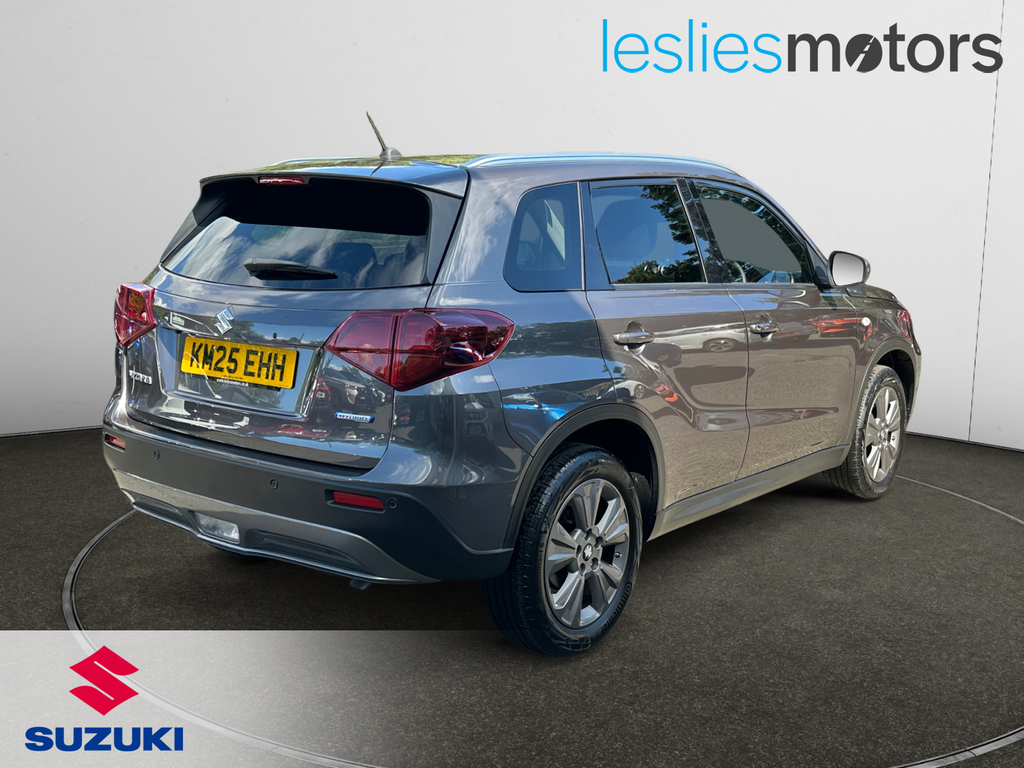 Suzuki Vitara 61Kwh Motion 2Wd White #15