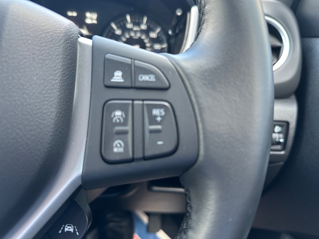 Suzuki Vitara 61Kwh Motion 2Wd White #21
