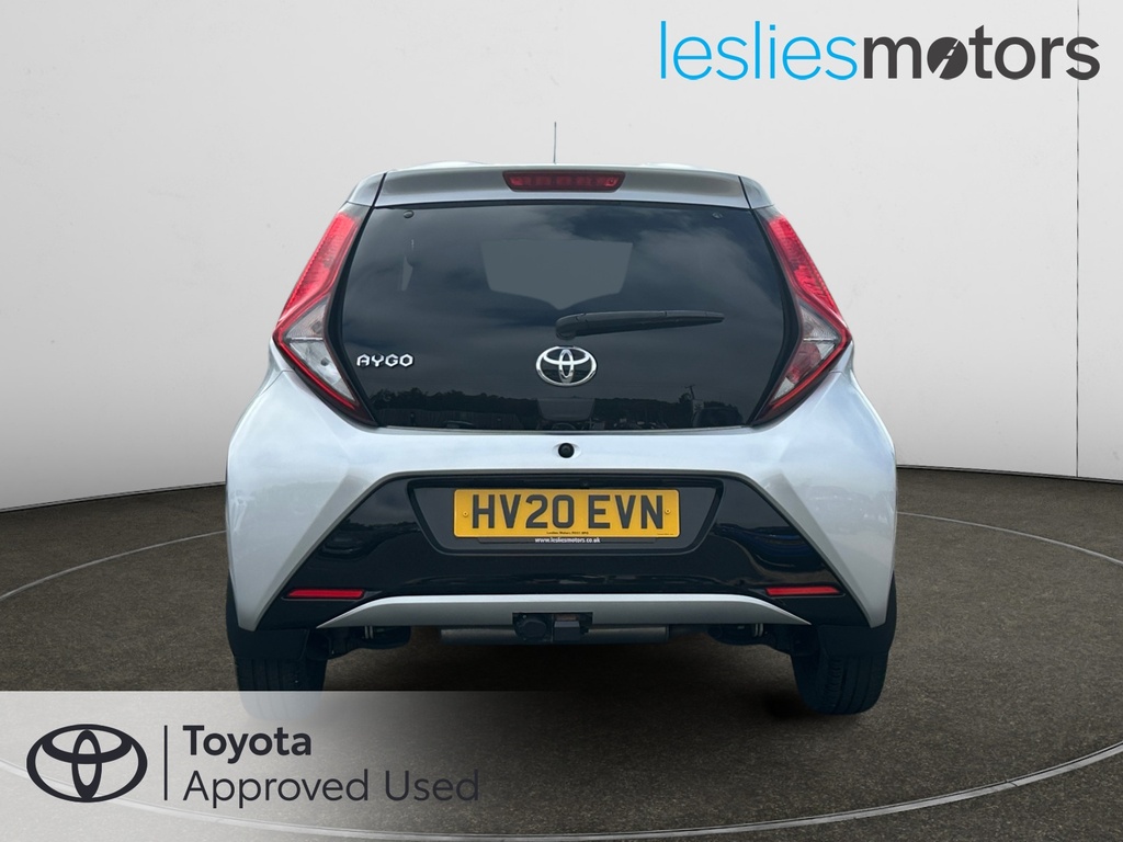 Toyota Aygo 1.0 Vvt-i X-trend Silver #3