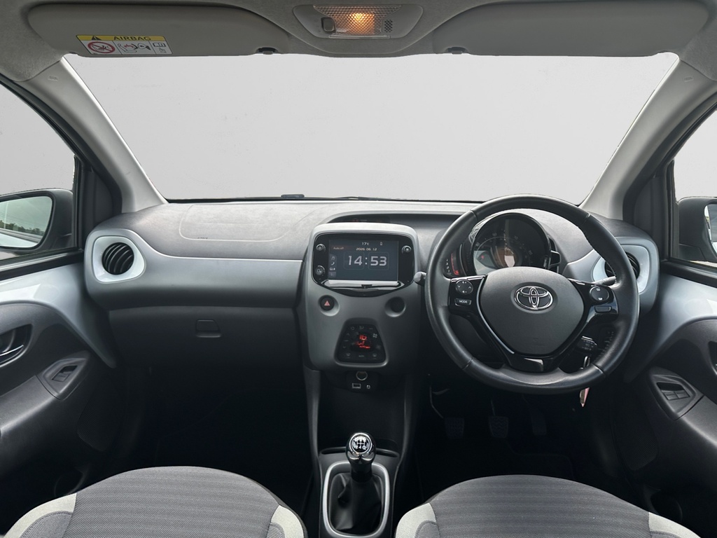 Toyota Aygo 1.0 Vvt-i X-trend Silver #6