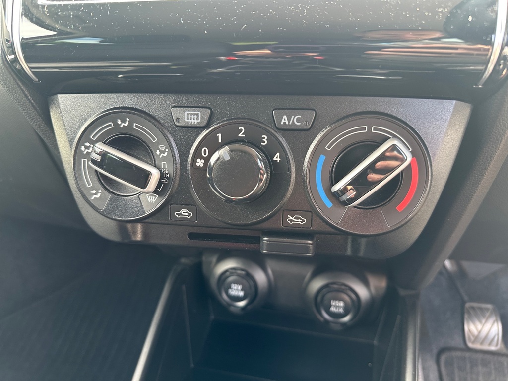 Suzuki Swift Swift Sz-l Dualjet Mhev Silver #21