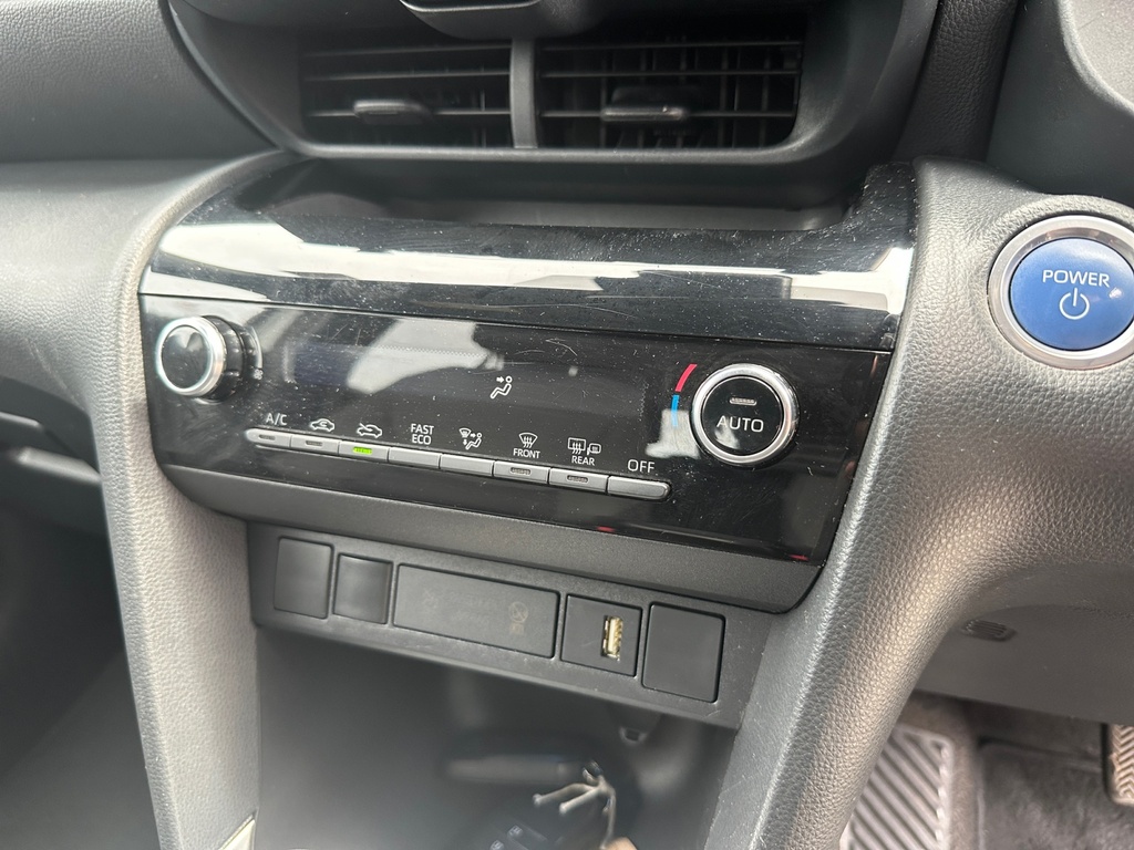 Toyota Yaris Cross 1.5 Hybrid Design Cvt BG22GEJ White #6