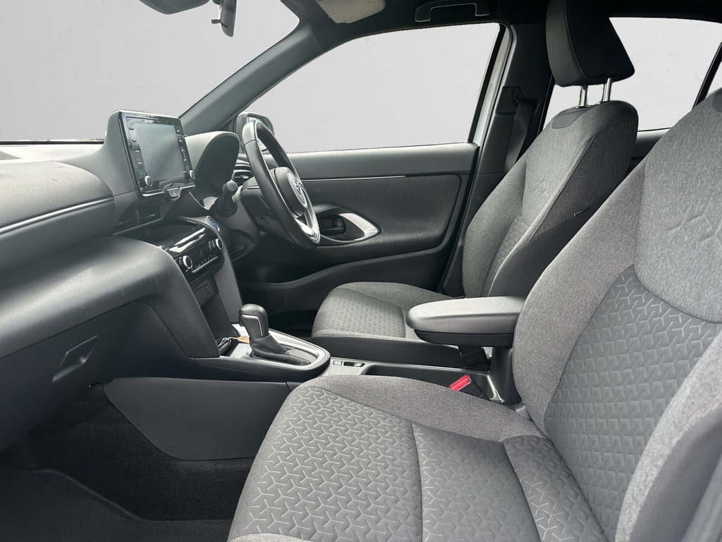 Toyota Yaris Cross 1.5 Hybrid Design Cvt BG22GEJ White #5