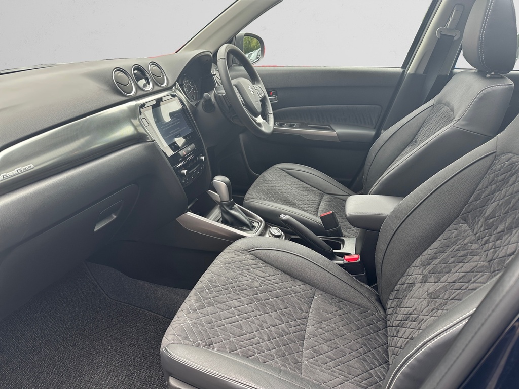 Suzuki Vitara 1.4 Boosterjet Mhev 109 Ultra Allgrip Black #5