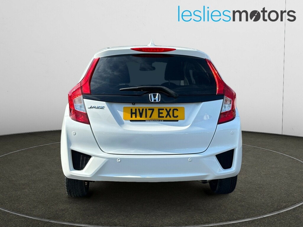 Honda Jazz 1.3 Ex White #6