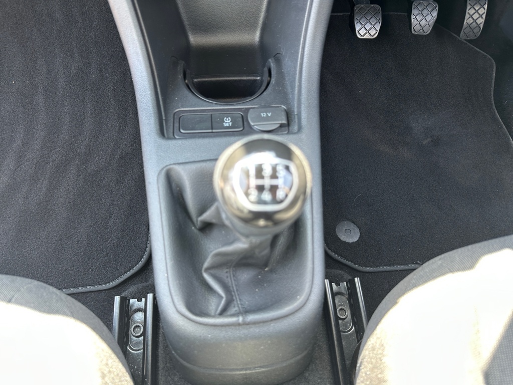 Volkswagen Up Up Black Edition Blue #8