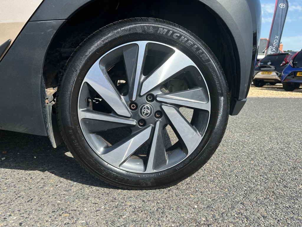 Toyota Aygo X 1L Edge Red #20