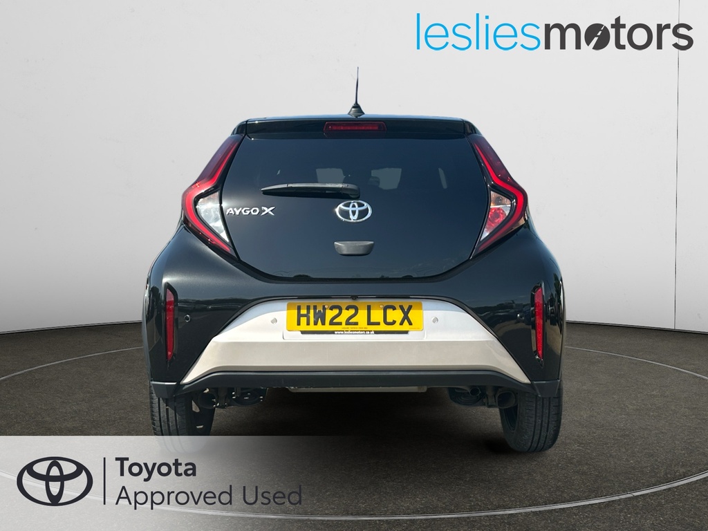 Toyota Aygo X 1.0 Vvt-i Edge Beige #3
