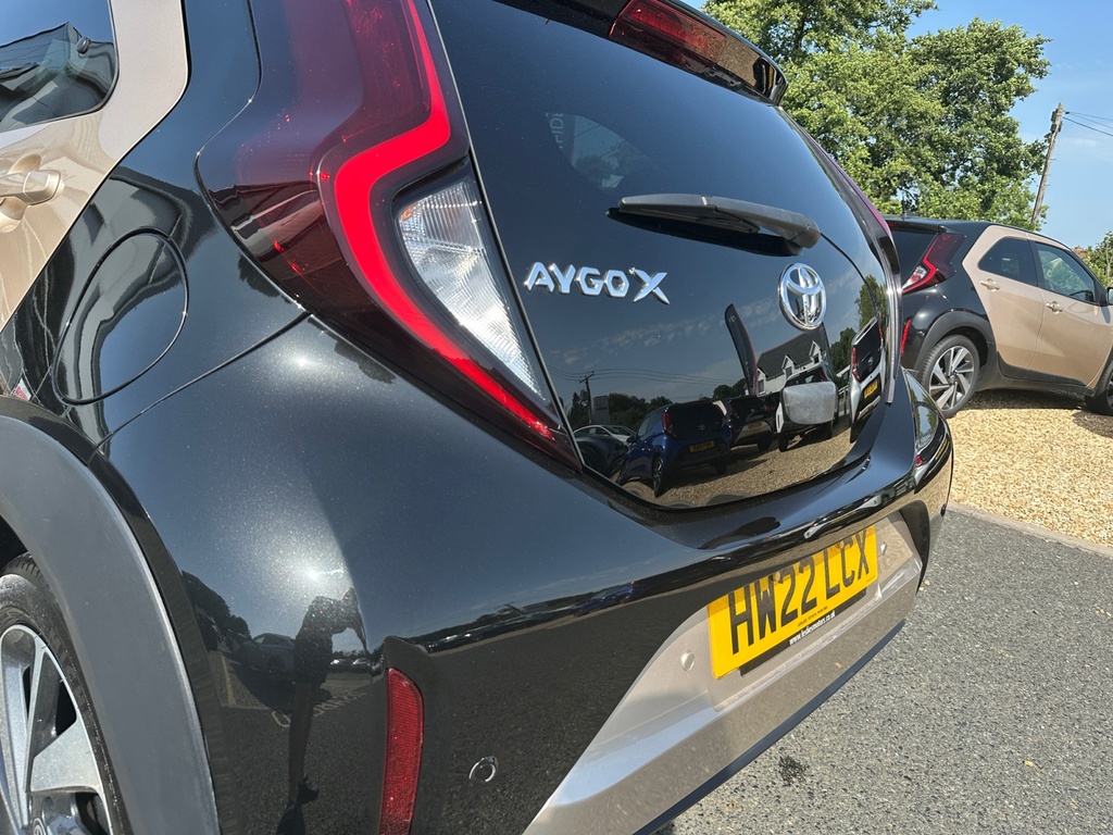 Toyota Aygo X 1L Edge Red #23