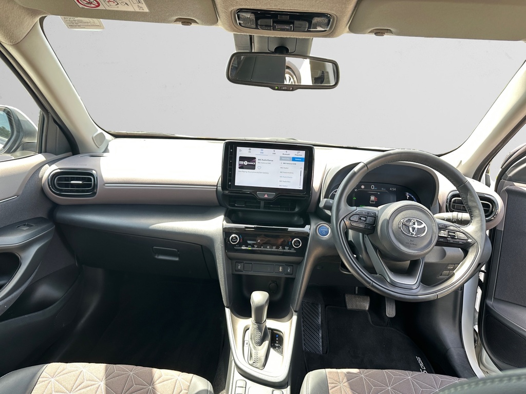 Toyota Yaris Cross 1.5 Hybrid Excel Cvt White #6