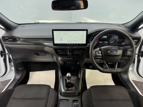 Ford Focus 1.0T Ecoboost Mhev YH24AHX White #4