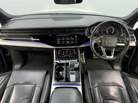 Audi Q8 3.0 Tdi V6 Black #4