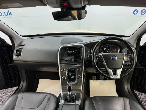 Volvo XC60 2.0 D4 Se NL15LKJ Black #4