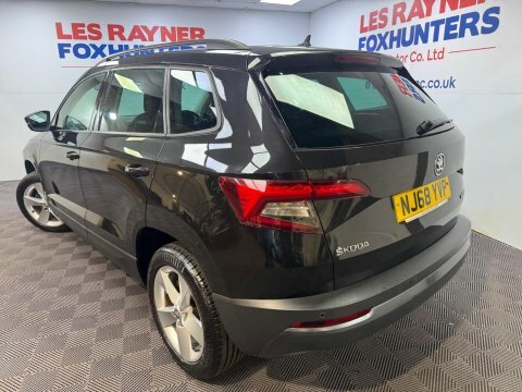 Skoda Karoq 1.6 Tdi Se NJ68YVP Black #3
