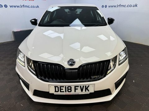 Skoda Octavia 2.0 Tdi Vrs White #3