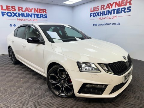 Skoda Octavia 2.0 Tdi Vrs White #5