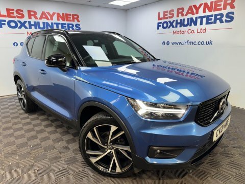 Volvo XC40 1.5 T3 R-design Blue
