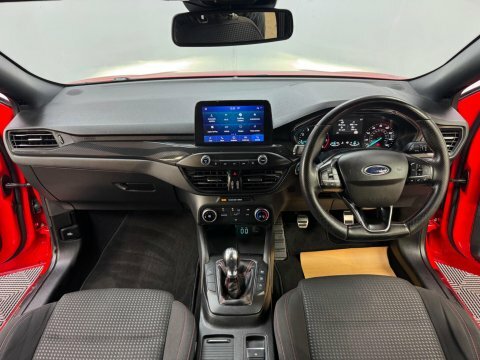 Ford Focus 1.0T Ecoboost Mhev FP71SXJ Red #4