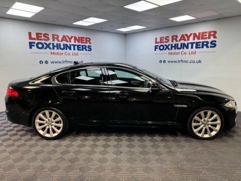 Jaguar XF 2.2D Portfolio Black #2