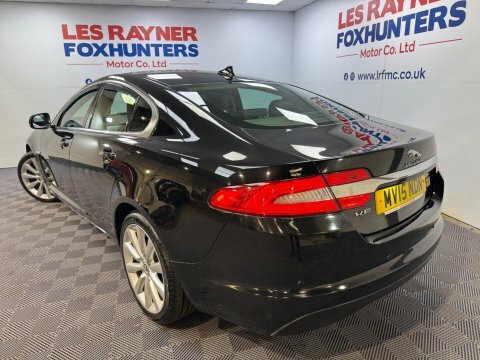 Jaguar XF 2.2D Portfolio Black #3