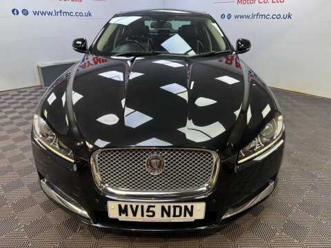Jaguar XF 2.2D Portfolio Black #5