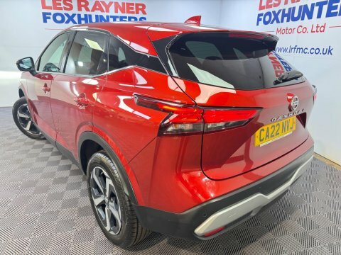 Nissan Qashqai 1.3 Dig-t Mhev CA22NVJ Red #3