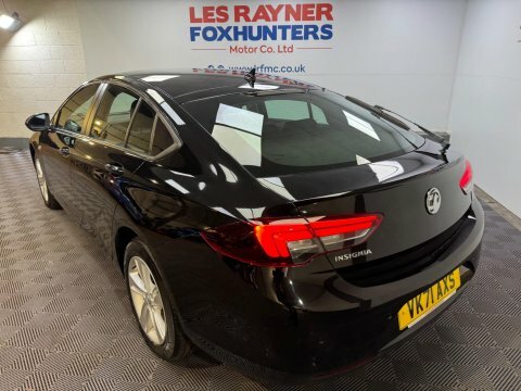 Vauxhall Insignia 1.5 Turbo D Se Nav White #22