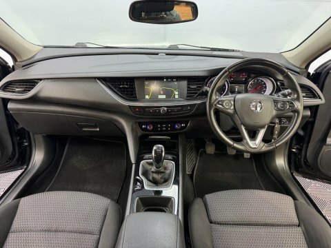 Vauxhall Insignia 1.5 Turbo D Se Nav White #4