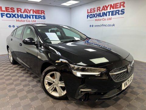 Vauxhall Insignia 1.5 Turbo D Se Nav White #1