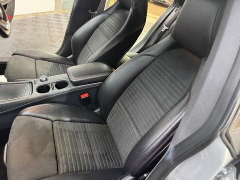 Mercedes-Benz CLA Class Cla 200D Sport Black #94