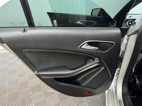 Mercedes-Benz CLA Class Cla 200D Sport Black #90