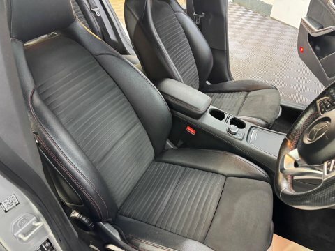 Mercedes-Benz CLA Class Cla 200D Sport Black #8