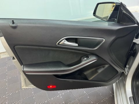 Mercedes-Benz CLA Class Cla 200D Sport Black #43