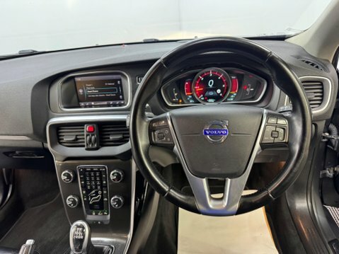 Volvo V40 2013 1.6L T2 Se Lux 118 Bhp Blue #58