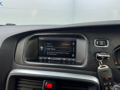 Volvo V40 2013 1.6L T2 Se Lux 118 Bhp Blue #35