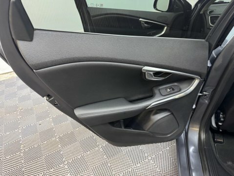 Volvo V40 2013 1.6L T2 Se Lux 118 Bhp Blue #85