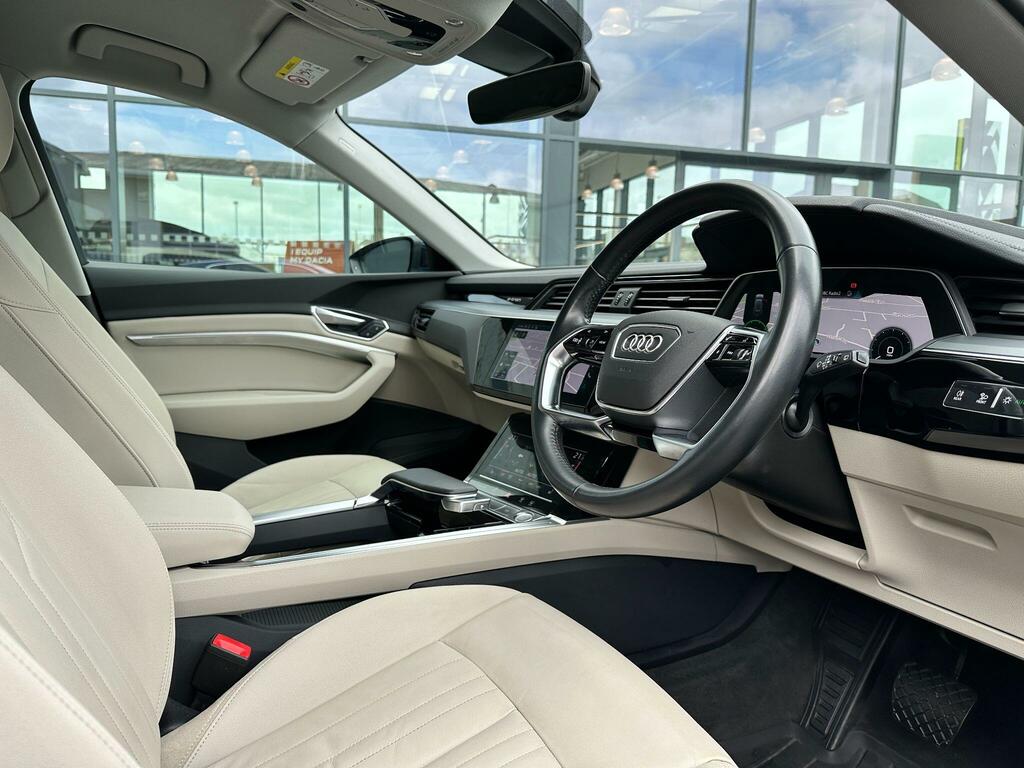 Audi E-tron 55 Quattro 95Kwh Blue #6