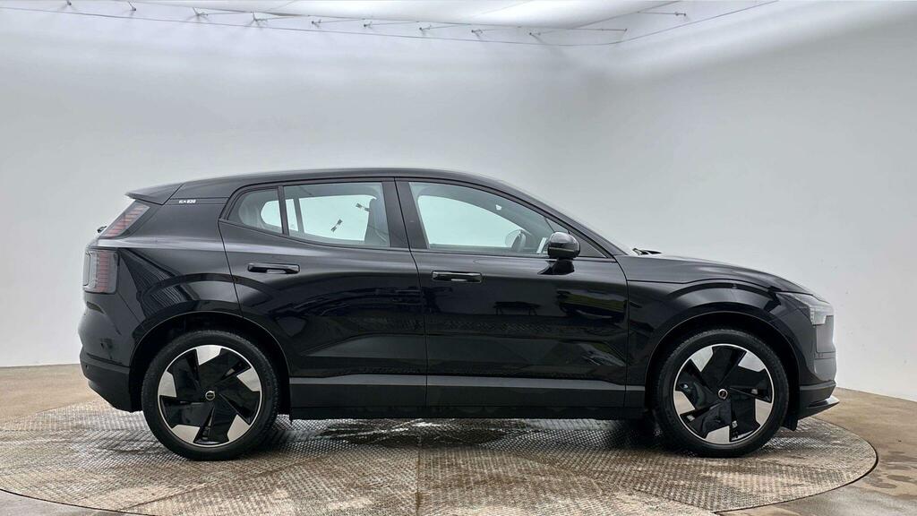 Volvo EX30 Twin Performance 69Kwh Plus Awd YM74AUU Black #4
