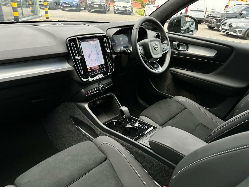 Volvo XC40 2.0 B4 Mhev Plus Black Edition Dct Euro 6 S LM75KVH Black #2