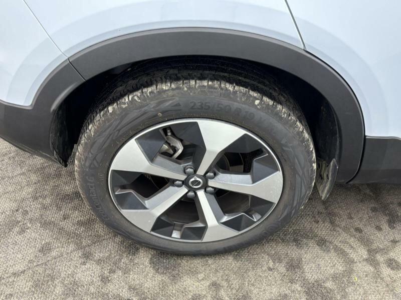 Volvo XC40 2.0 B4 Mhev Plus Dark Dct Euro 6 Ss White #6