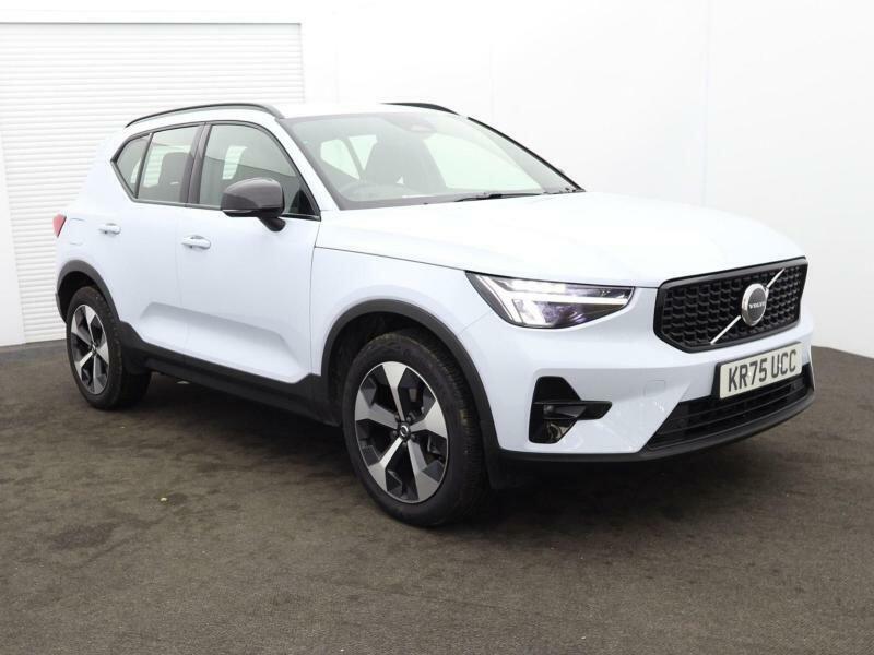 Volvo XC40 2.0 B4 Mhev Plus Dark Dct Euro 6 Ss White