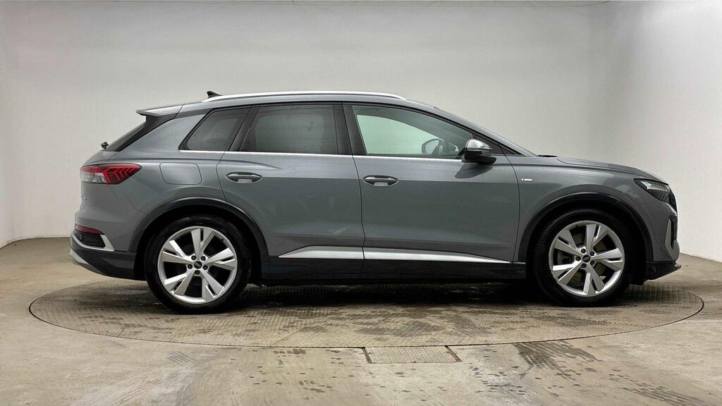 Audi Q4 E Tron 40 S Line 82Kwh Grey #4