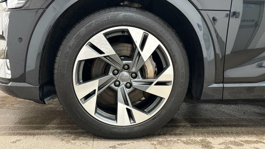 Audi E-tron 55 Quattro 95Kwh Black #5