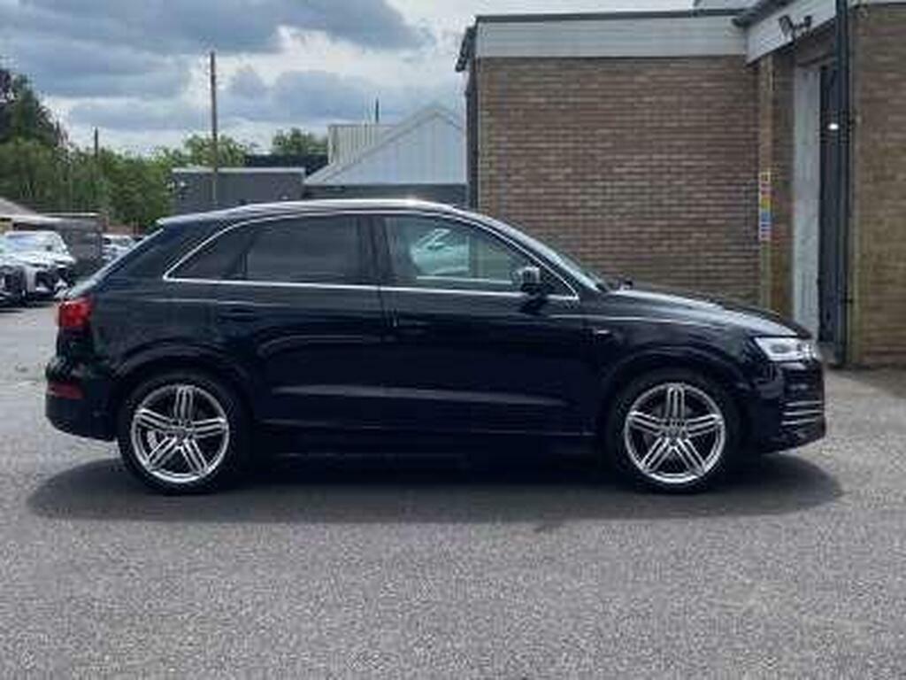 Audi Q3 2.0 Tdi 184 Quattro S Line Plus Black #2