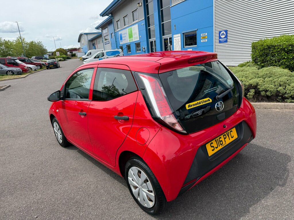 Toyota Aygo 1.0 Vvt-i X Hatchback Euro 5 Eur SJ16PYC Red #6
