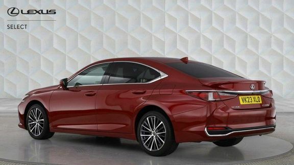 Lexus ES Premium Edition Red #2
