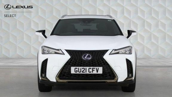 Lexus UX F Sport Takumi Pack E-four White #2