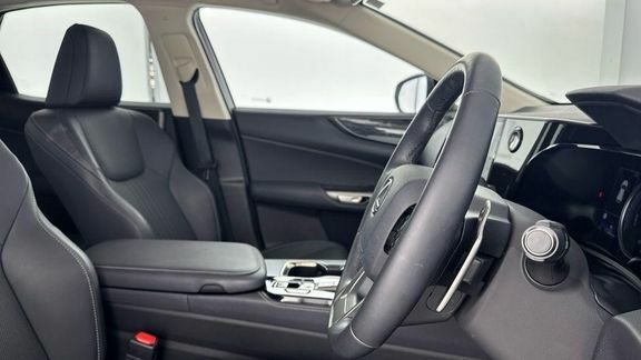 Lexus NX 350H 2.5 Premium E-cvt Pan Roof White #8