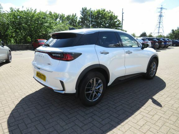 Lexus LBX Premium Black Interior ND25CTX White #3